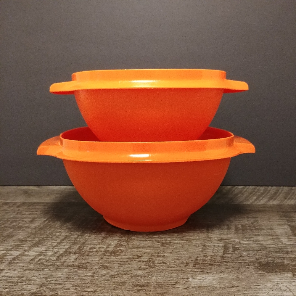 Tupperware Orange Mixing Bowls Vintage Pair Square Rounded Corners